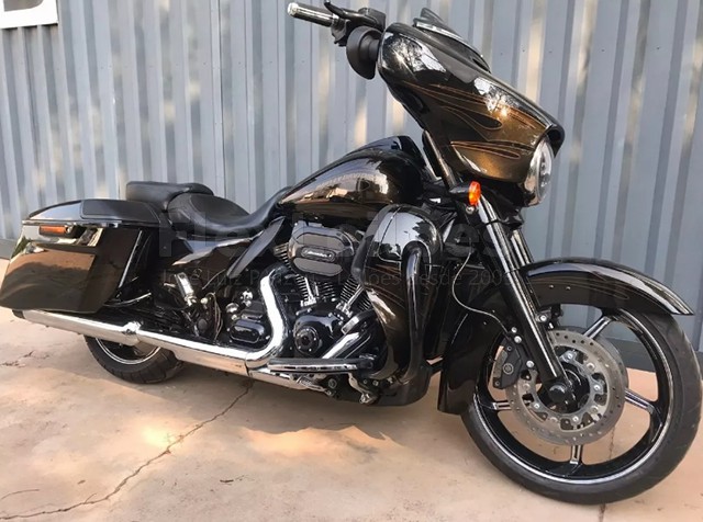 Lote 009 - Harley-davidson Street Glide Cvo 2016