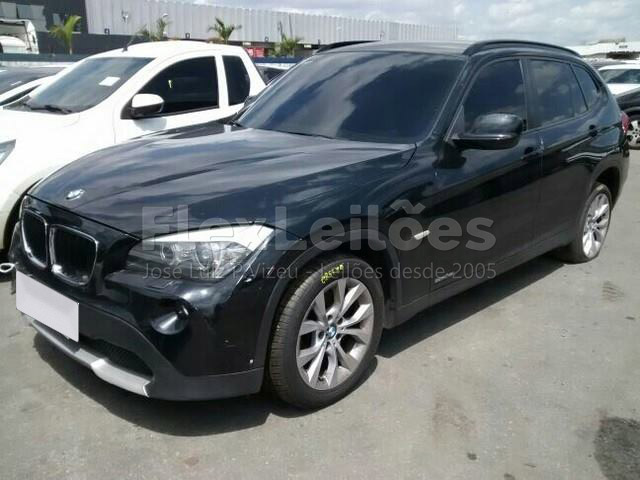 LOTE 004 BMW X1 2.0 16V sDrive18i 2012