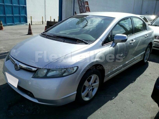 LOTE 015 - HONDA CIVIC SEDAN LXS 1.8 16V 2010