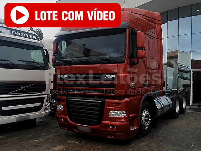 LOTE 008 - DAF XF 105 FTS 460 6x2 2016