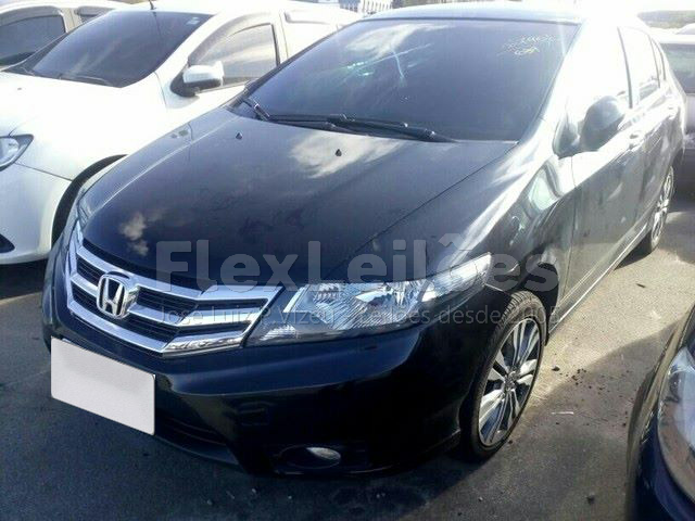 LOTE 015 - Honda City DX 1.5 2014