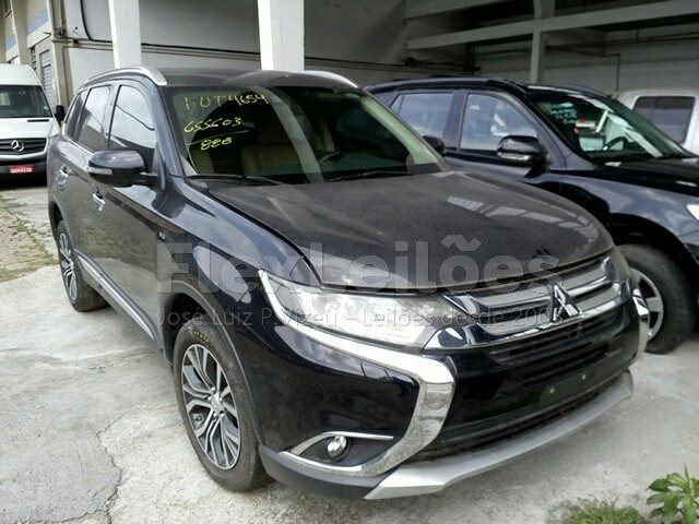 LOTE 028 - Mitsubishi Outlander 3.0 V6 GT Top 4WD 2019