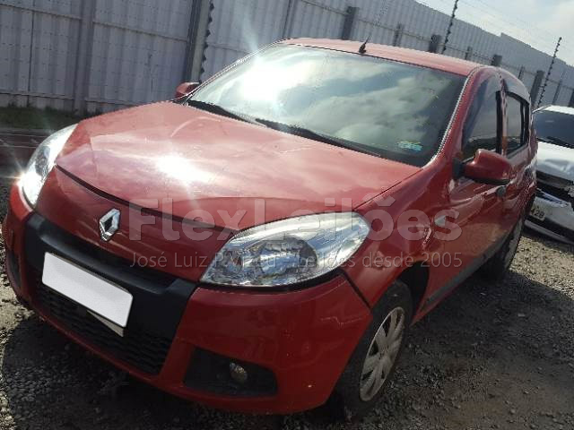 LOTE 032 - RENAULT SANDERO Expression 1.0 16V 2013