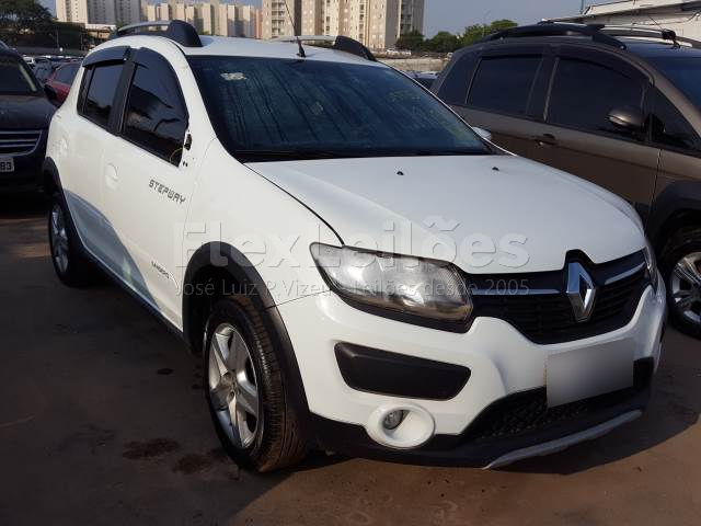 LOTE 018 - Renault Sandero Stepway 1.6 16V SCe 2018