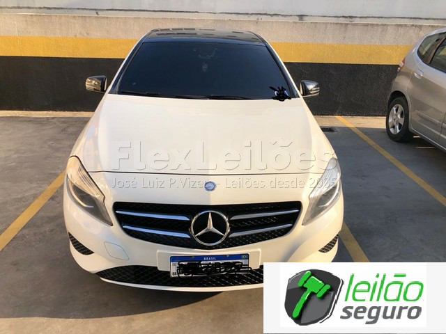 011 - MERCEDES-BENZ CLASSE A 200 1.6 TB 16V URBAN 156CV AUT