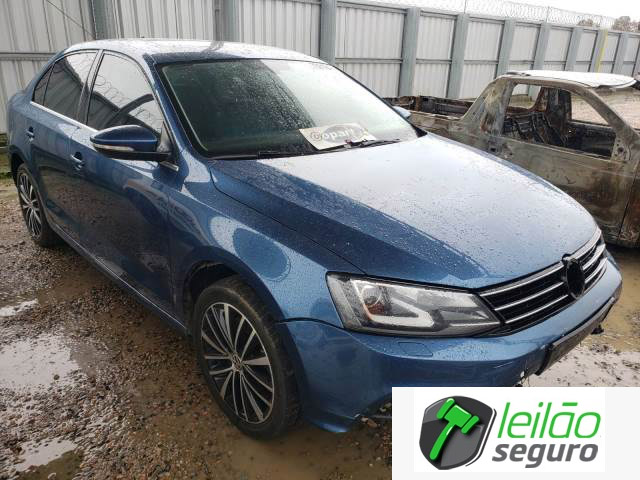 LOTE 003 VOLKSWAGEN/JETTA HIGHLINE 2.0 16V TSI TURBO 2017