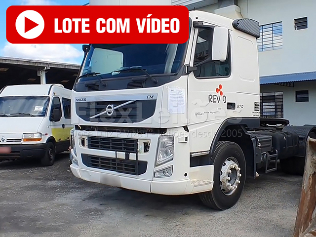 LOTE 008 Volvo FM 370 6x2t 2014